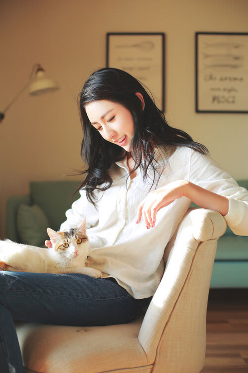 fb sports官网-皇马新援迅速融入展现大将风范，皇马新引进的球员